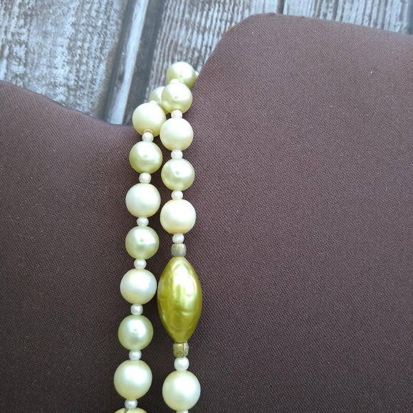 Vintage Crackle Glass faux Pearl 2 Strand Necklace - Picture 2 of 12